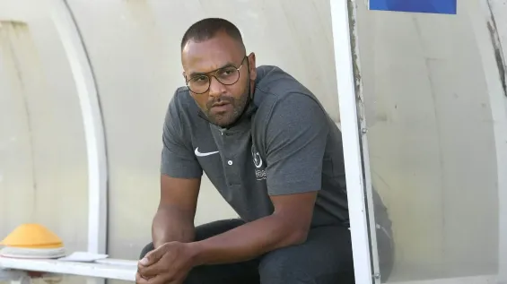 الدوري الفرنسي: المغربي جمال عليوي ينضم إلى الجهاز التقني لنادي لانس
