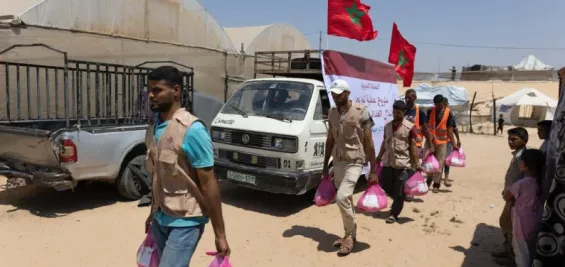 استمرار حملات الإغاثة المغربية لفائدة العائلات الفلسطينية الأكثر احتياجا في قطاع غزة