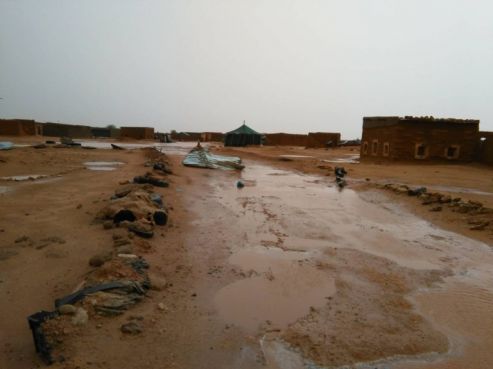 صور لمخيمات تندوف بعد التساقطات المطرية الأخيرة/ موقع لمستقبل الصحراوي