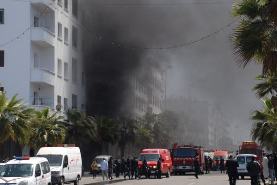 الدار البيضاء : حريق مهول شب في محلات تجارية بشارع محمد السادس