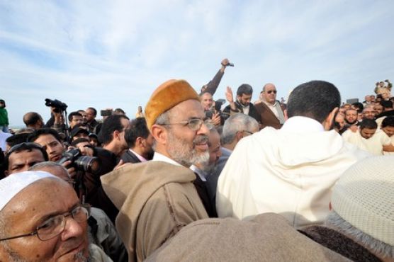 عشرات الآلاف من المشيعين في جنازة الشيخ ياسين [صور+ فيديو]