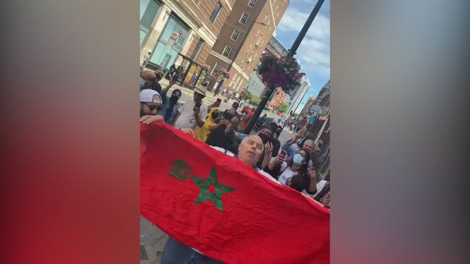 لندن: مغاربة يحتجون على غلاء أسعار التذاكر واختبارات فيروس كورونا‎
