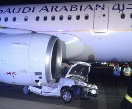 مطار جدة: طائرة سعودية تصطدم بسيارة تابعة للخطوط الملكية المغربية [صور]