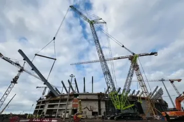 Morocco deploys Zoomlion heavy-lift crane for Rabat World Cup stadium, Benslimane up next