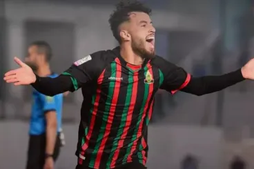 وليد الركراكي يوجه الدعوة لأمين زحزوح لتجمع المنتخب الوطني استعدادا لوديتي تونس والبنين