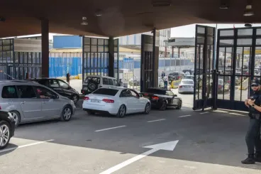 وزارة الخارجية الإسبانية تدافع عن قرار المغرب بإغلاق جمارك مليلية: "منصوص عليه في الاتفاق"