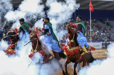 الرباط: انطلاق الدورة الـ 24 لجائزة الحسن الثاني لفنون الفروسية التقليدية "التبوريدة"
