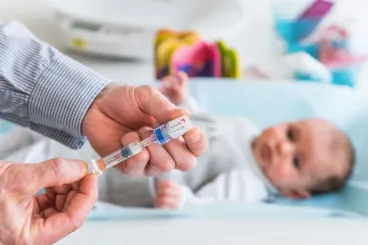 Sarampión en Marruecos: La cobertura de vacunación supera el 95%, los casos disminuyen un 80%