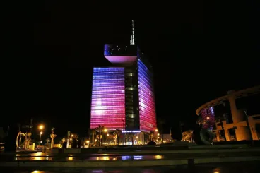 Maroc Telecom logra su primera emisión de bonos por 3 mil millones de dirhams
